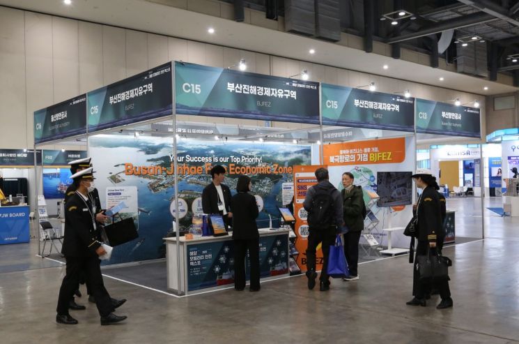 부산진해경자청, '2025 대한민국 해양모빌리티·안전 엑스포' 참가