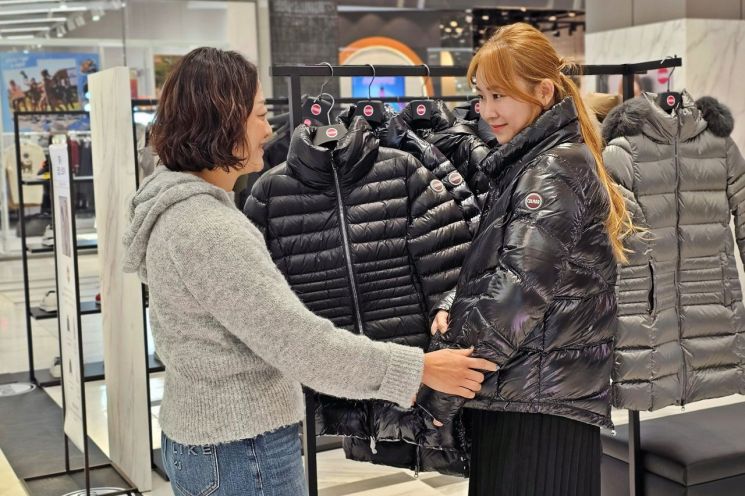 "춥다 패딩 떴다"… 신세계 센텀시티, 캐주얼 브랜드 ‘콜마’ 패딩 선보여