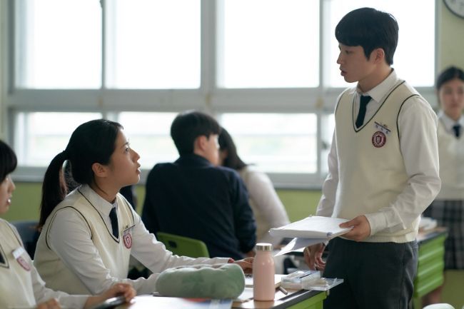 윤가은 감독 '세계의 주인', 침묵으로 말하는 새로운 감각[슬레이트]