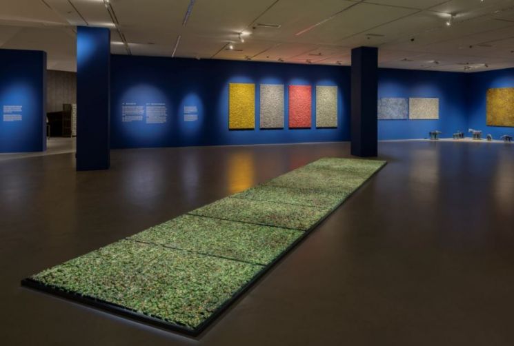 회고전 '신상호: 무한변주' 전시 내부 전경. 국립현대미술관 제공