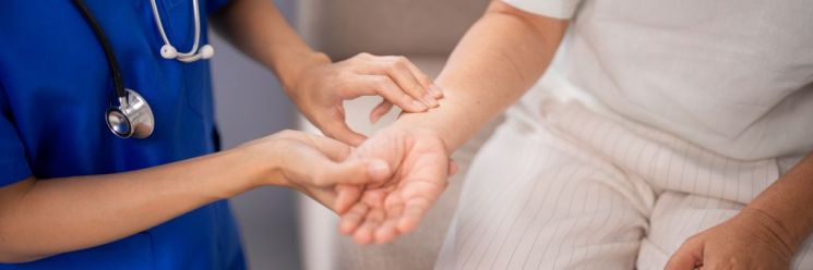 만성질환 입원율 줄고 뇌졸중 사망률 OECD 회원국 중 최저