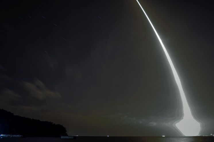 누리호 4차 발사 궤적 사진. 항우연 제공