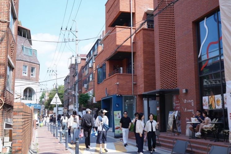 성동구-무신사, 서울숲길 상권 활성화 협약