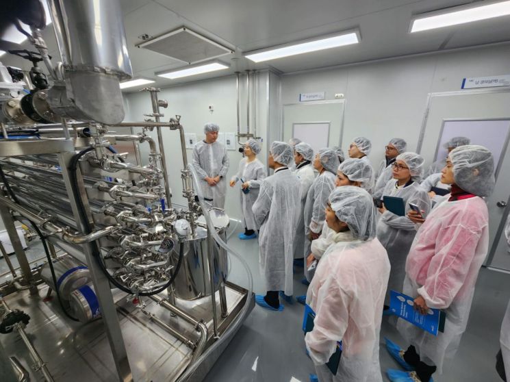 WHO 서태평양지역 연수단 방문, 한의약 품질관리에 호평