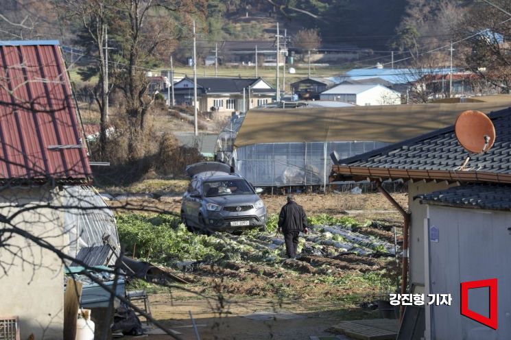 "고객님 계신 곳은 서비스 불가 지역"…목숨 걸고 장 보러 간다 [식품사막]①