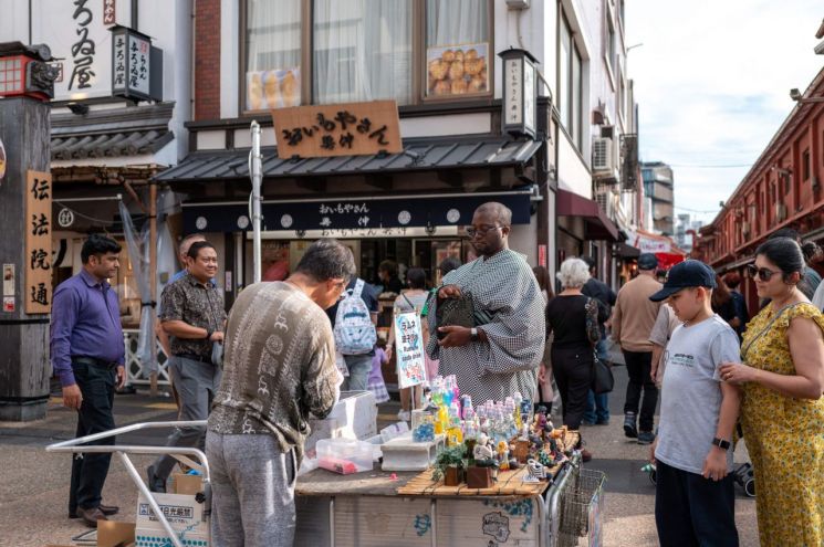 日, 배외주의 정서 확산…10명 중 6명 "외국인 노동력 필요없어"