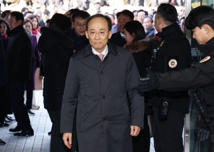 '계엄 해제 방해' 추경호 "법원의 공정한 판단 기대"…구속심사 시작