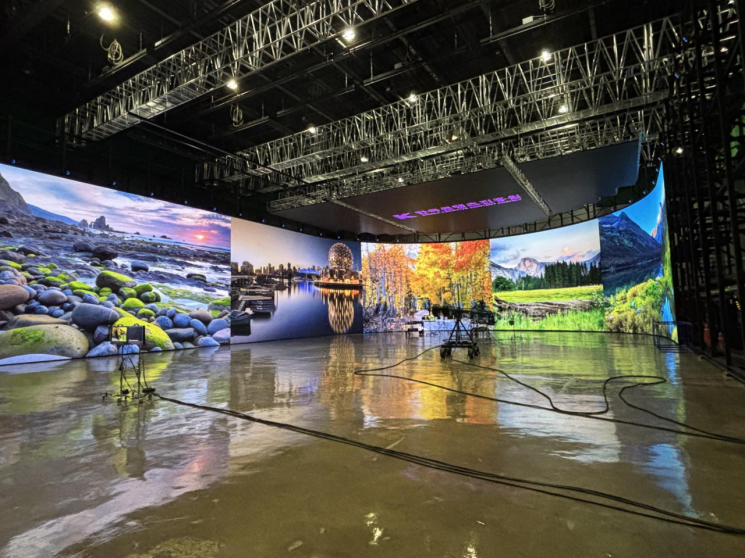 길이 60m LED 벽에서 파리·뉴욕 찍는다