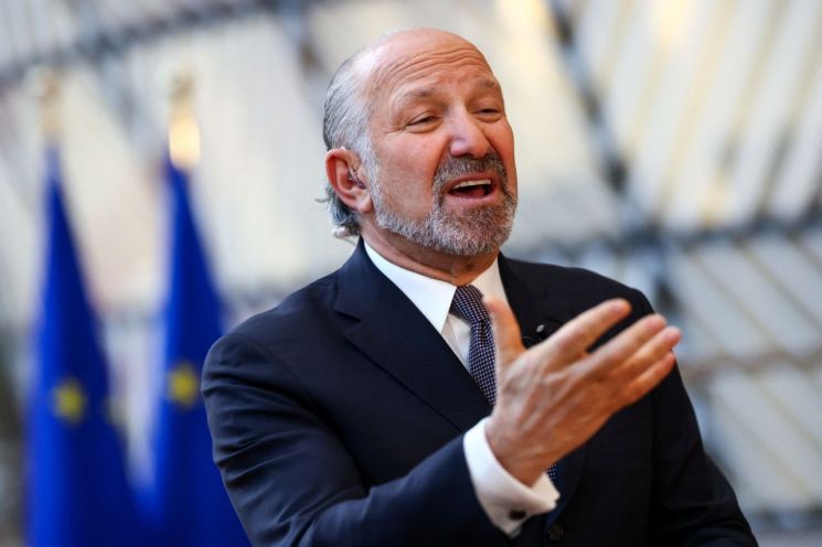 러트닉 "韓日 대미투자 7500억달러, 원전 건설로 시작"