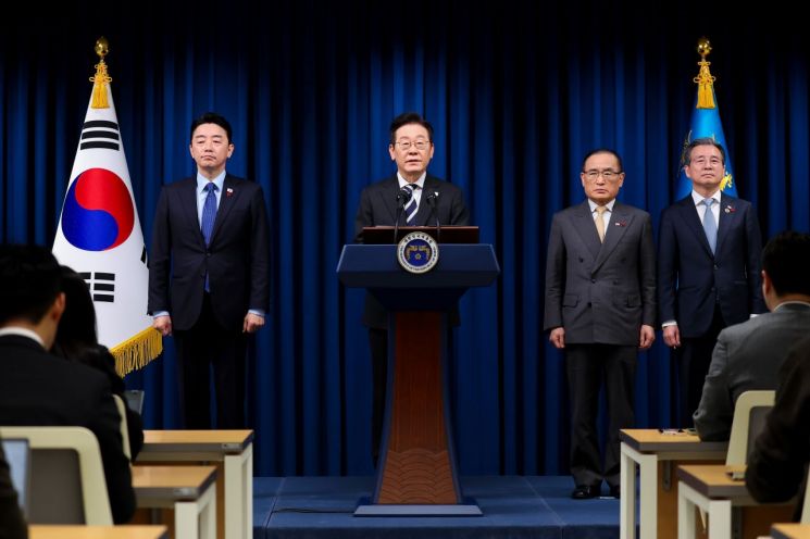 President Lee Declares December 3 as "National Sovereignty Day"... Special Statement on the First Anniversary of the "Revolution of Light"