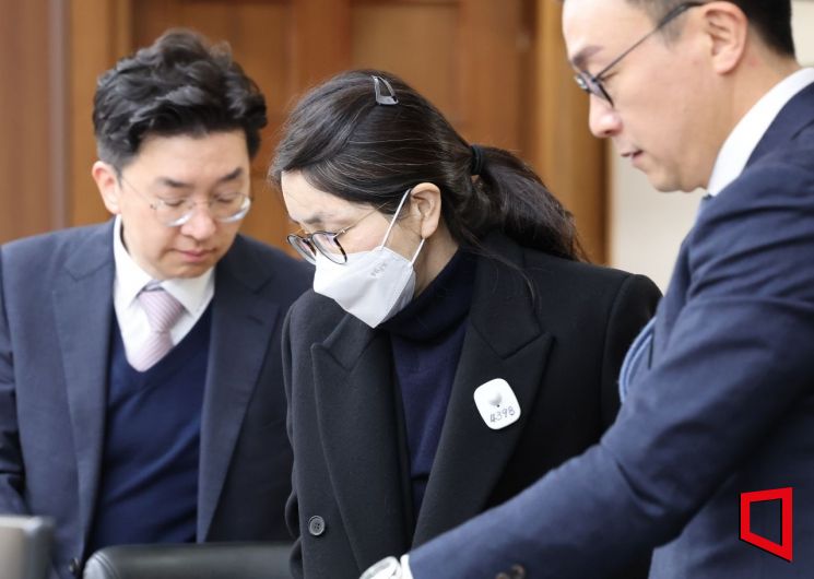 특검, 사실상 마지막 김건희 소환…종묘 차담회·관저 이전 의혹 등 조사