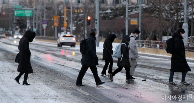 [Weather Tomorrow] Snow and Rain in Parts of the Capital Region... Seoul to Face Severe Cold at Minus 9 Degrees
