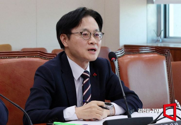 김정관 산업장관 "美 투자 2000억달러, 韓 기업 경쟁력 확보에 최선"