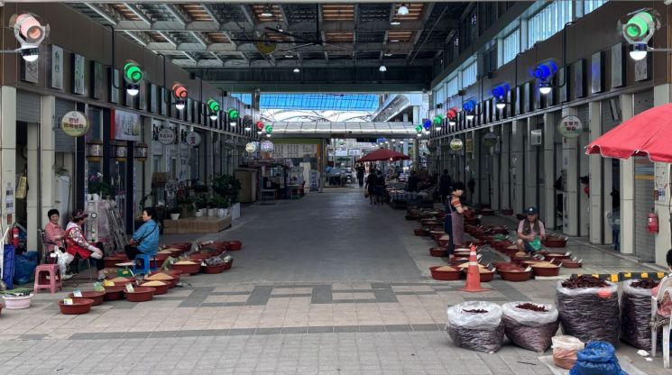 화순고인돌전통시장 전경. 화순군 제공