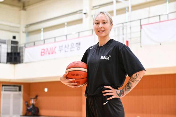 BNK금융그룹 BNK썸 농구단 김소니아 선수.