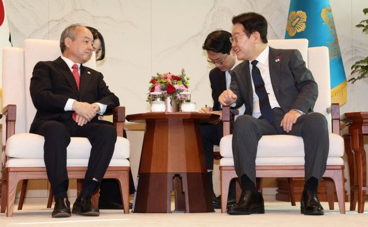 李대통령 "AI 조언 달라"…손정의 "초인공지능(ASI)이 다음 기술"