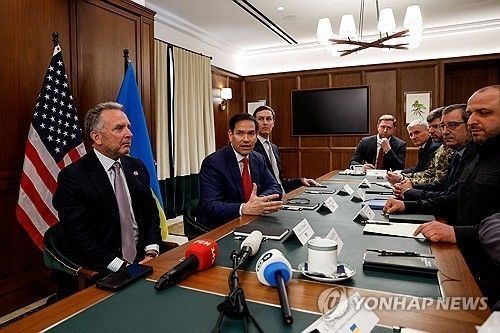 미·우크라, 3일 연속 종전 협의…"실질적 진전, 러에 달려