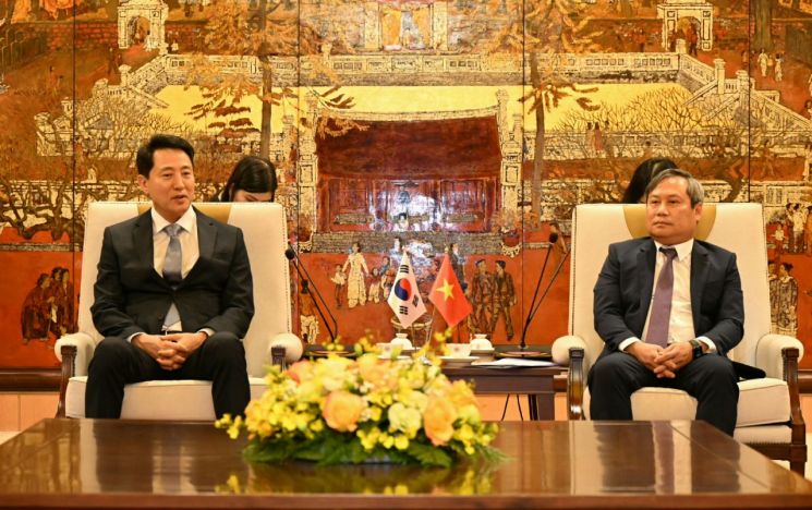 오세훈, 하노이 인민위원장과 '한강 개발' 경험 공유…"홍강의 기적 이루길"