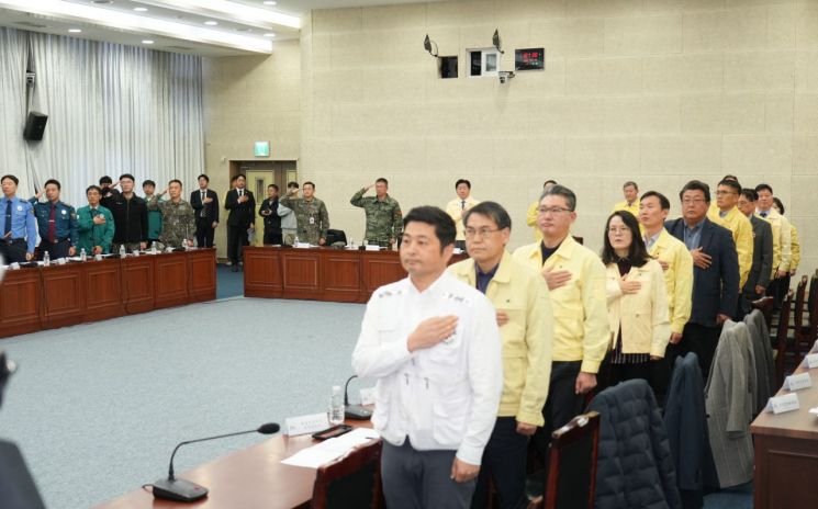 제주특별자치도는 8일 도청 탐라홀에서 제주도 안전관리위원회 및 통합방위협의회를 열고 ‘2026년 제주특별자치도 안전관리계획’과 ‘2026년 민방위계획’을 최종 확정했다. 제주특별자치도 제공