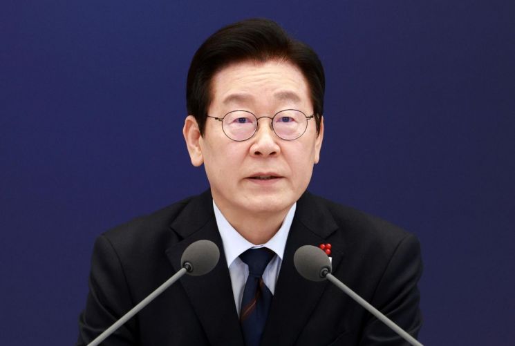 李대통령 "균형발전은 피할 수 없는 생존전략…5극3특 성장동력 찾아야"