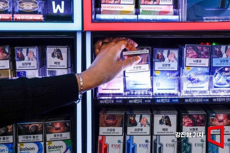 연초 흡연은 줄었지만 전자담배는 늘어…비만율도 여전히 상승세