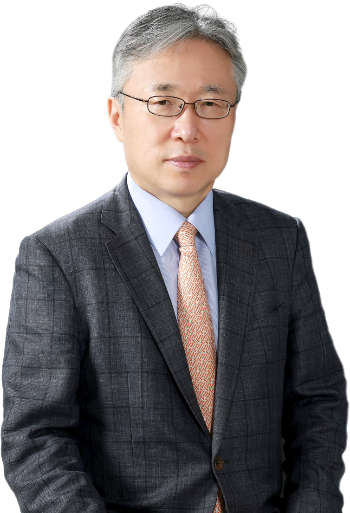 [인터뷰]이수형 법률신문 대표 "로펌 문호 개방으로 K-Law 70조 산업화 가능해"