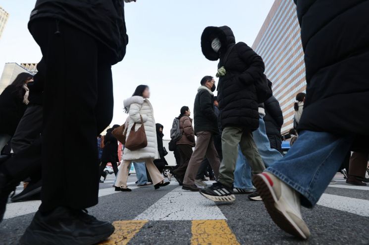 [날씨]뚝 떨어진 아침 기온…어제보다 5~10도↓