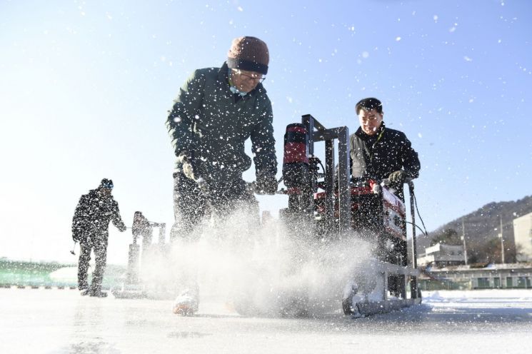 화천산천어축제, 군민 행복 일자리 504명+대학생 220명…총 724명 채용
