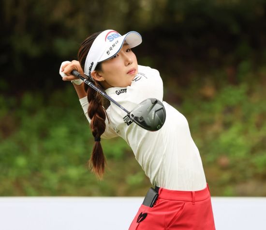 이동은이 LPGA Q시리즈 파이널 스테이지에서 공동 7위에 올라 내년 시드를 확보했다. KLPGA 제공