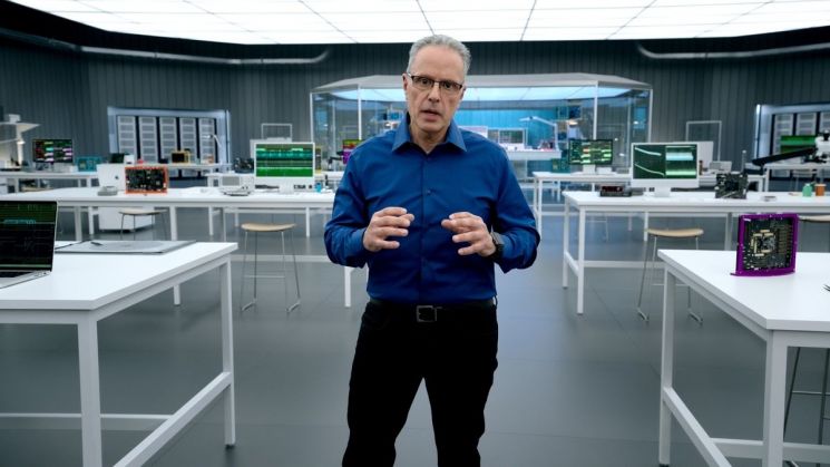 "그 사람도 관둔대?" 술렁이자…애플 칩 책임자 "나 안떠나" 이유는?