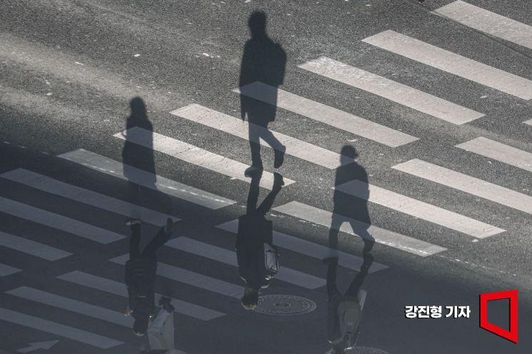 [이미지 다이어리] 깊어진 겨울, 길어진 그림자