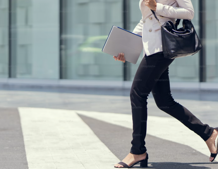 40분 일찍 출근했다고 해고된 여성…법원도 "정당하다" 판결 왜?