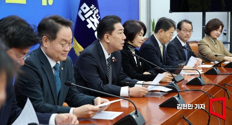 [포토] 발언하는 김병기 원내대표