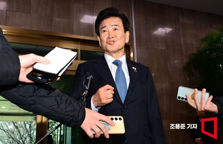 정동영 "윤영호, 야인시절 한 번 만나…금품수수 의혹은 낭설"