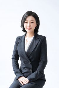 [기고] 진영을 넘어 국민으로 정치가 버려야 할 오래된 습관