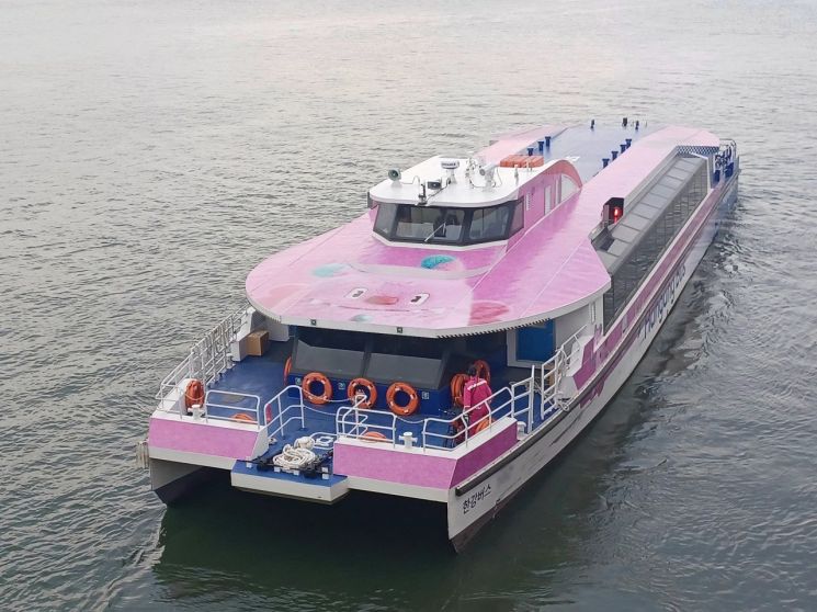 한강버스서 부실 120건 적발…서울시 "철저히 보완할 것"