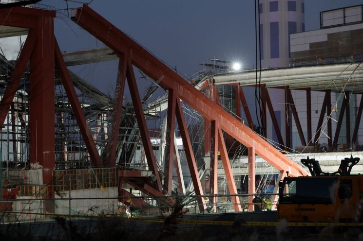 광주대표도서관 붕괴사고 매몰자 추가 수습…3명 사망·1명 실종