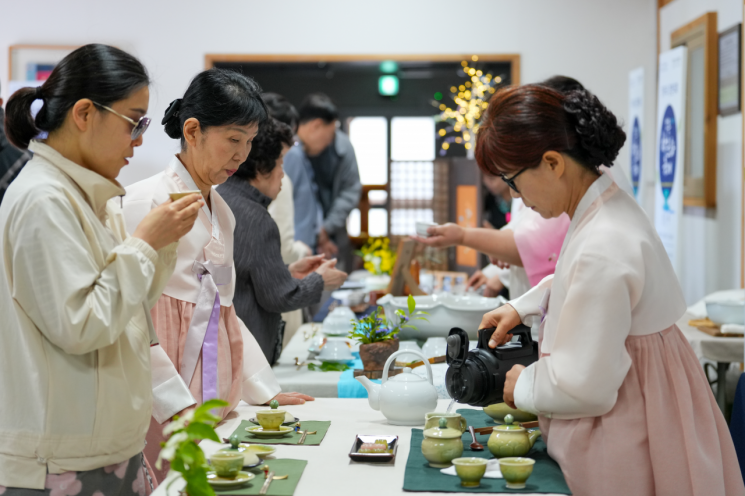 茶席竞演大会。江陵市提供