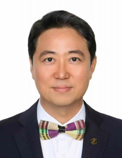 가나 대사 부부에 "한국 사람 같은데?" 친근했던 이유…이력은 더 놀라워