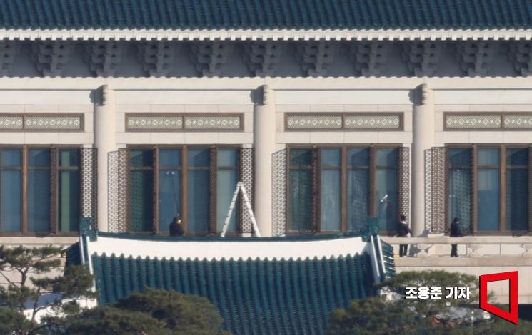 [포토] 청와대본관 입주청소