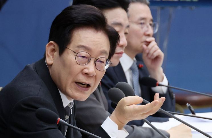 李대통령 "우리 사회에서 금융이 가장 약육강식적"…'포용 금융' 또 강조