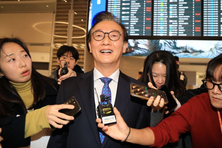 경찰, '통일교 연루' 전재수 전 장관 등 피의자 입건