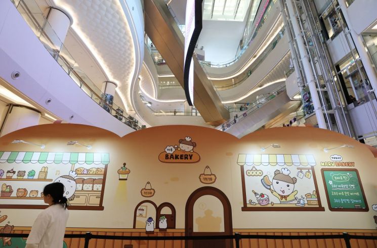 급성장의 그늘, 무너지는 제작 기반[웹툰 산업의 균열]