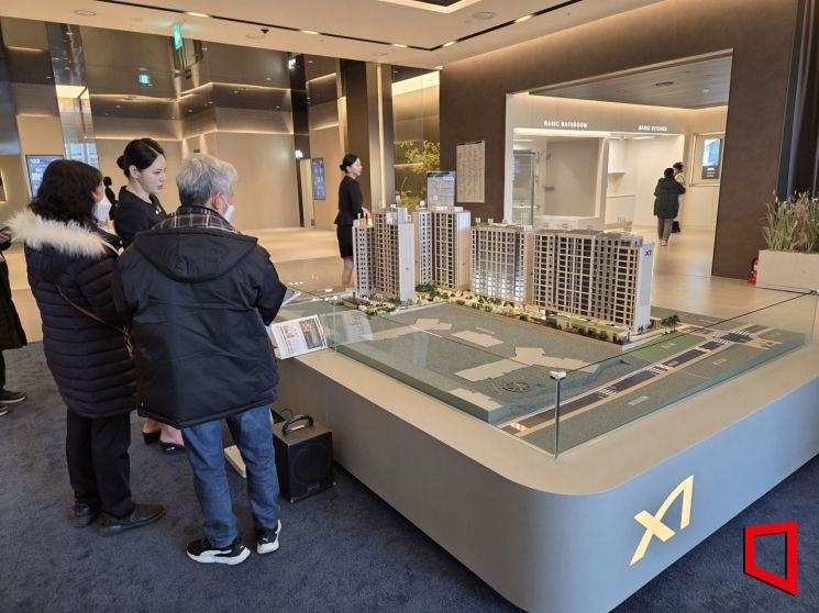 [르포]강남 한복판 '10억 로또' 역삼센트럴자이…"당첨되면 대박"[부동산AtoZ]