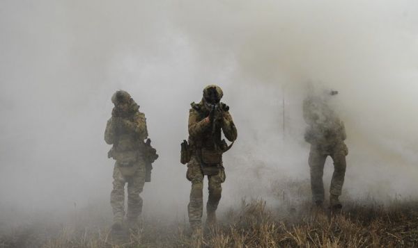 우크라 "러 점령했던 동부 마을 일부 탈환"