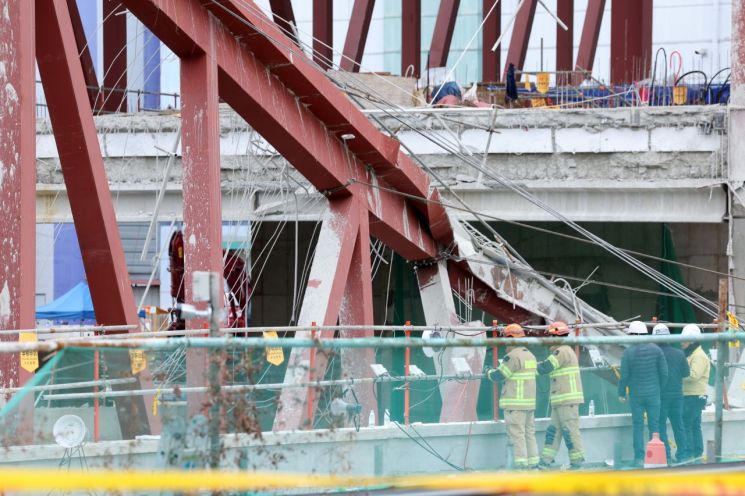 광주대표도서관 붕괴 매몰자 전원 사망…경찰·노동청 수사 확대(종합)