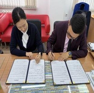 중앙亞에 '부산' 심었네… 청년월드클래스 나해리 대표, 알마티 '부산형 온라인 스쿨' 전파