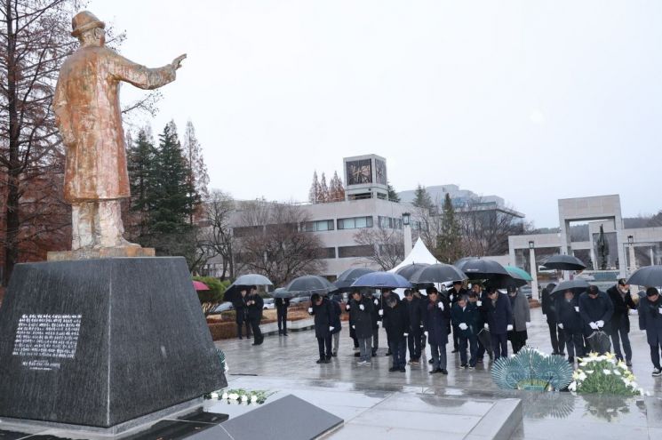 철의 도시 포항시, 창업자 故 청암 박태준 포스코 명예회장 서거 14주기 추모