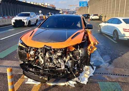 포르쉐 들이받은 람보르기니, 인천대로 교통 통제