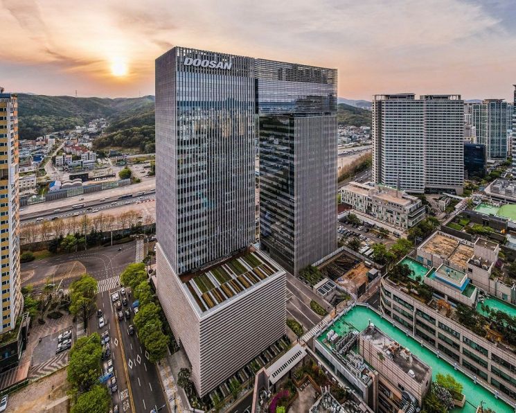 코람코자산운용, 7900억 '분당두산타워' 품었다